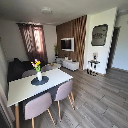 Ivy's Place Apartamento Poreč